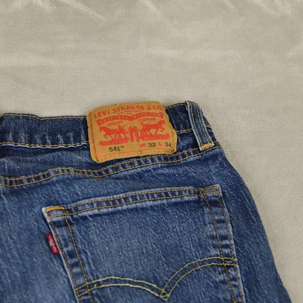 Levis Jeans 541 Mens 32x34 (30x31 Meas) Blue Denim